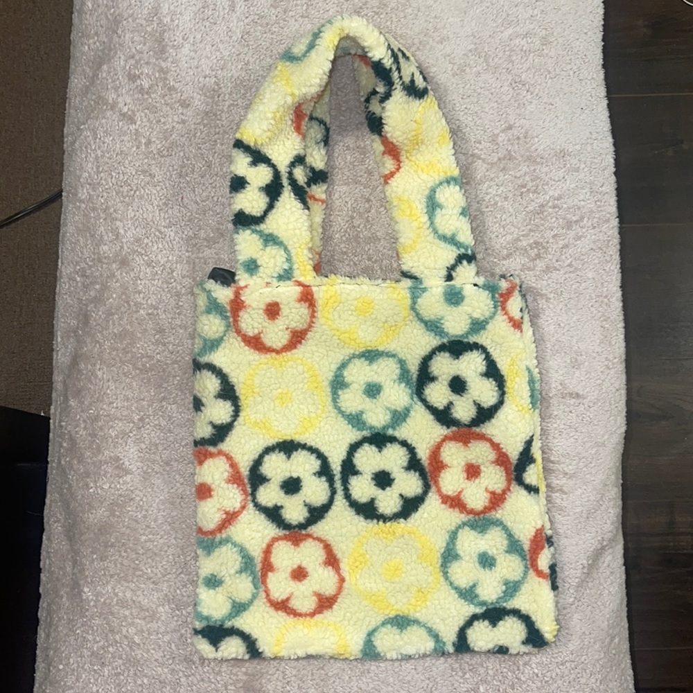Bag by petals and peacocks, flower print, one inside side pocket new wit…